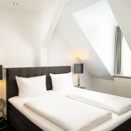 Elaya Hotel Hannover City, Trademark By Wyndham-2