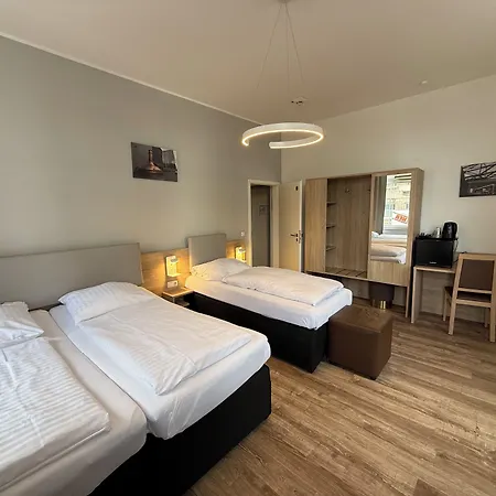 Central Hotel Duisburg-2