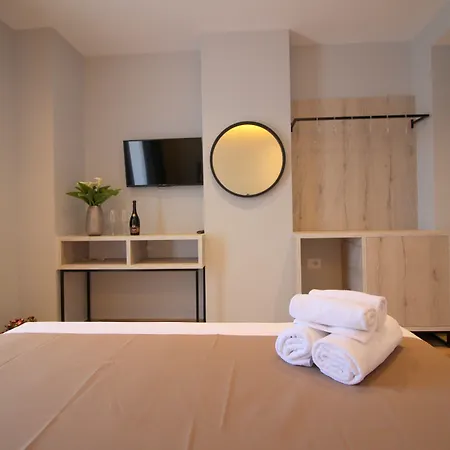 Hotel Citrus-2