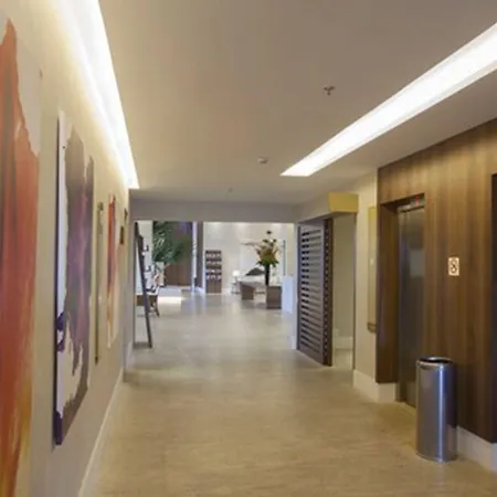 Square Design Hotel-2