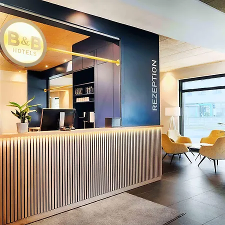 B&B Hotel Nuernberg-Plaerrer-2