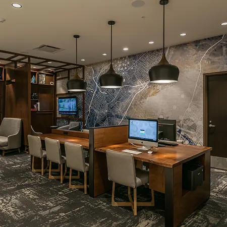Hyatt Place Wilmington Riverfront-3