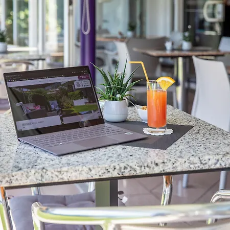 Smart-Hotel Minusio, A Swiss Quality Hotel-3
