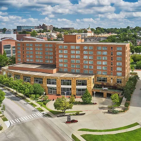 Graduate By Hilton Cincinnati-2