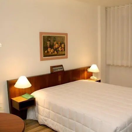Canoas Parque Hotel-3