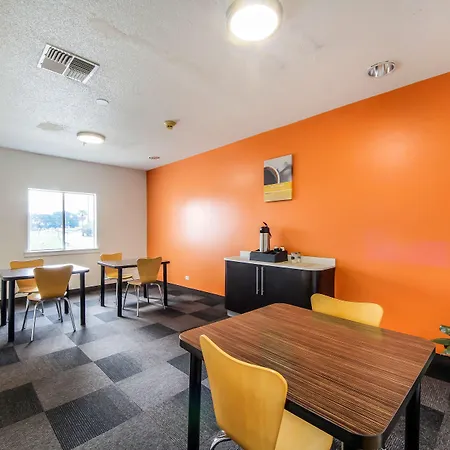 Motel 6 New Braunfels-3