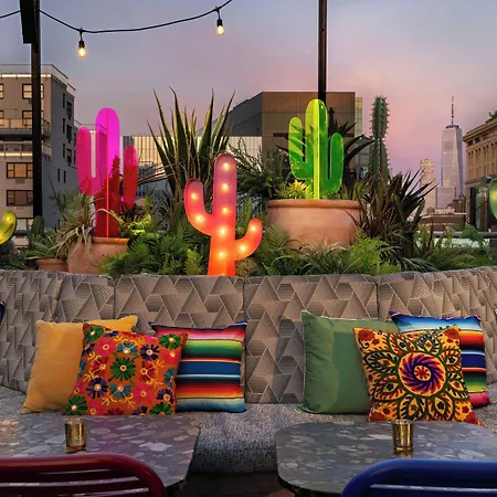 Moxy Nyc East Village-2