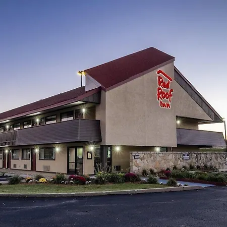 Travelodge By Wyndham Peoria-2