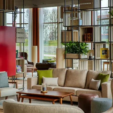 IntercityHotel Amsterdam Airport-2