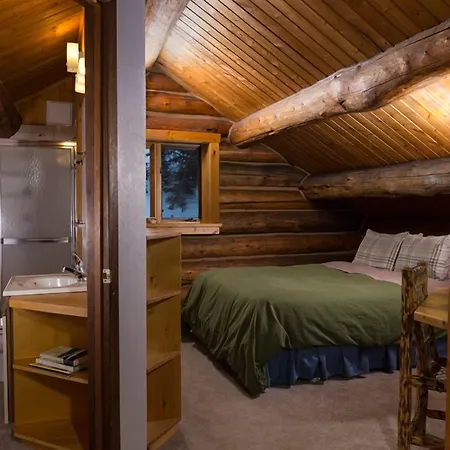 Silver Gate Lodging-3