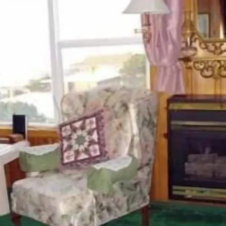 Breyhouse B&B-3