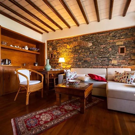 El Vino Hotel & Suites-3