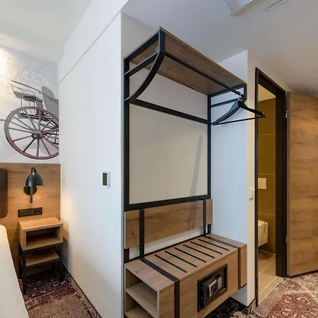 ibis Styles Coburg-2