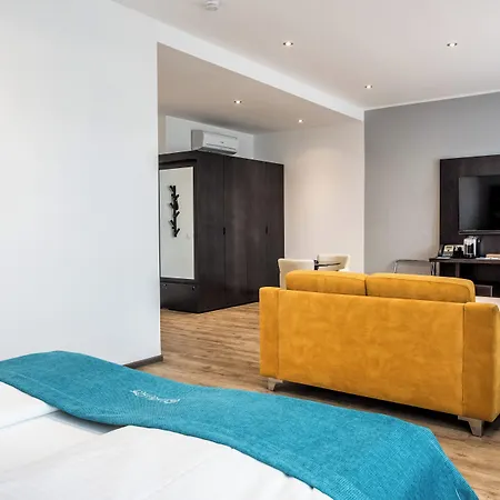 Rheincity Hotel & Boardinghouse-3