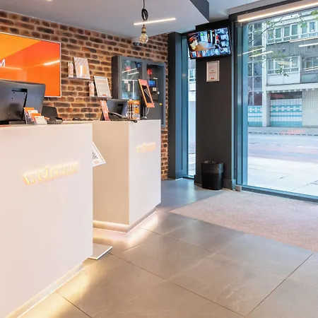 Easyhotel London City Shoreditch-2