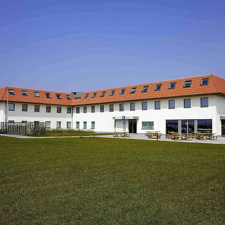 Ibis Budget Oostende Airport-2