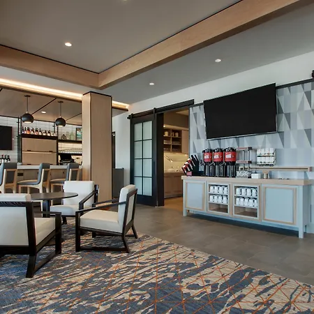 Hyatt House Oak Brook-3