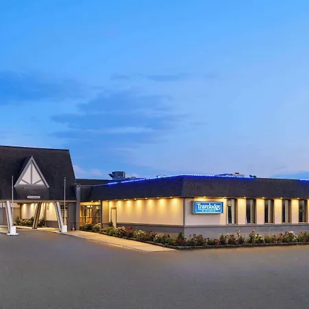 Travelodge By Wyndham Gaylord-3