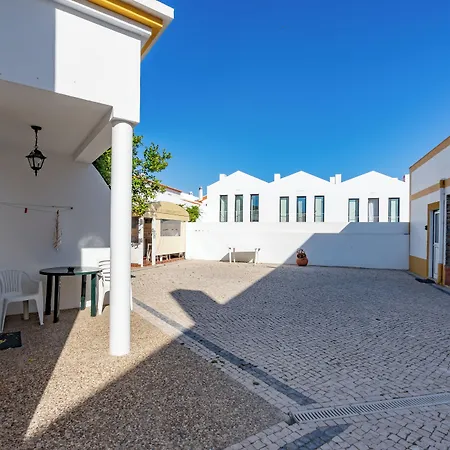 Apartamentos Pátio Victória by Umbral-3