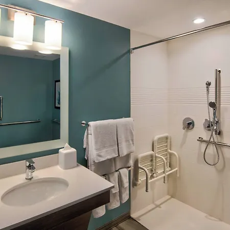 Towneplace Suites By Marriott Miami Airport-3