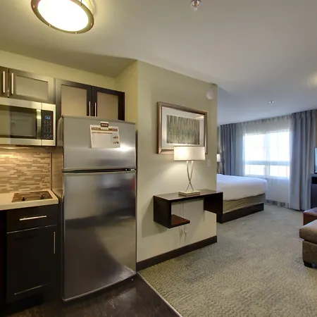 Staybridge Suites - Madison - Fitchburg-3