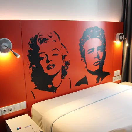 Star Inn Lisbon Airport-3