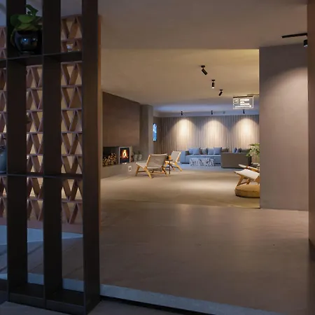 Bueyuek Hotel (Adults Only)-2