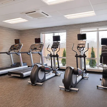 Courtyard By Marriott Toledo North-3