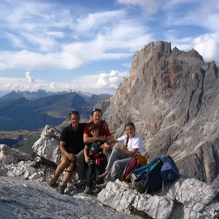 Cimon Dolomites Hotel-2