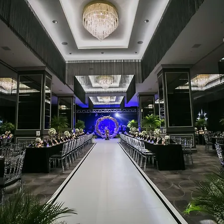 Doubletree By Hilton Izmir Airport-3