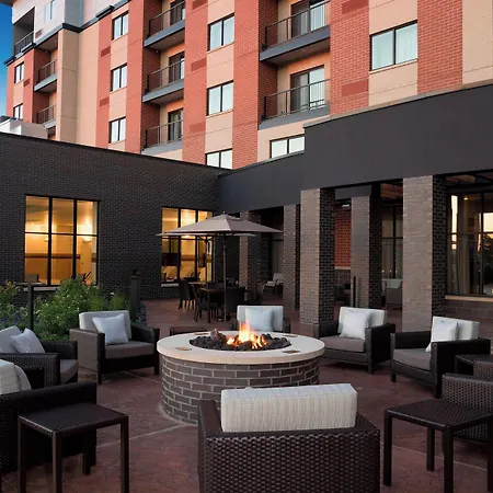 Courtyard By Marriott Mt. Pleasant At Central Michigan University-2
