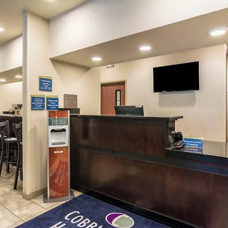 Cobblestone Hotel & Suites - Erie-2