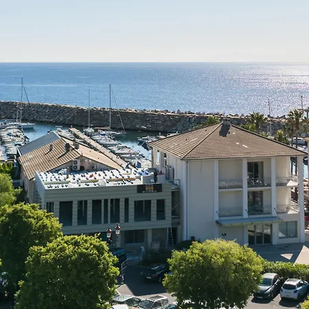 Hotel Port Toga-3