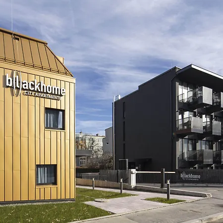 Blackhome Innsbruck City East I Contactless Check-In-3