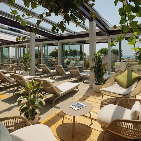 Savoy Beach Hotel & Thermal Spa-2