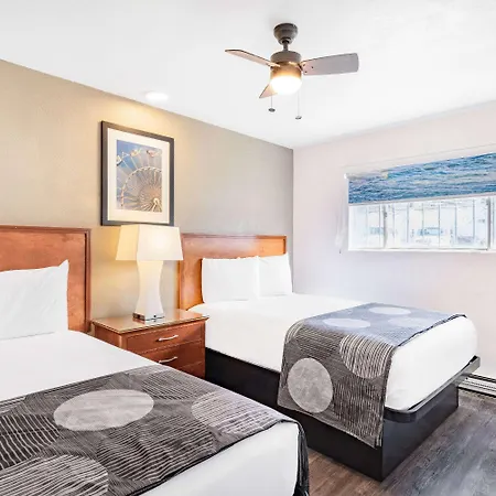 Oceanside Inn & Suites, A Days Inn By Wyndham-2