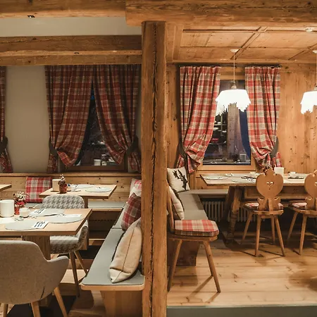 FIORI Dolomites Experience Hotel-2