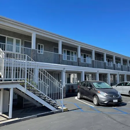 Hi View Inn & Suites-3