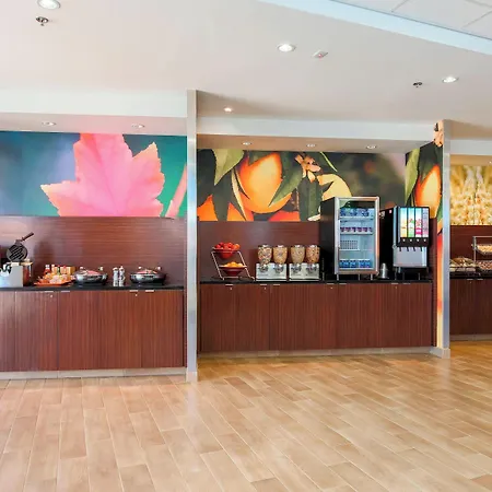 Fairfield Inn & Suites By Marriott Pleasanton-3