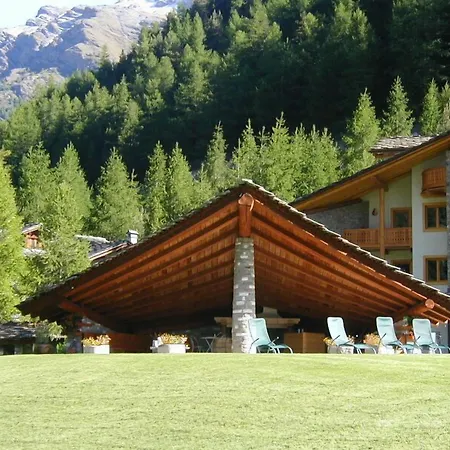 Eco Wellness Hotel Notre Maison-3