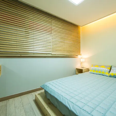 Guesthouse The Hill-3