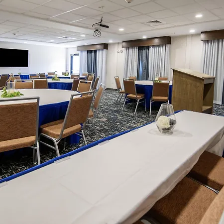 Hampton Inn And Suites Monroe-3