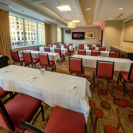 The Hilton Garden Inn Buffalo-Downtown-3