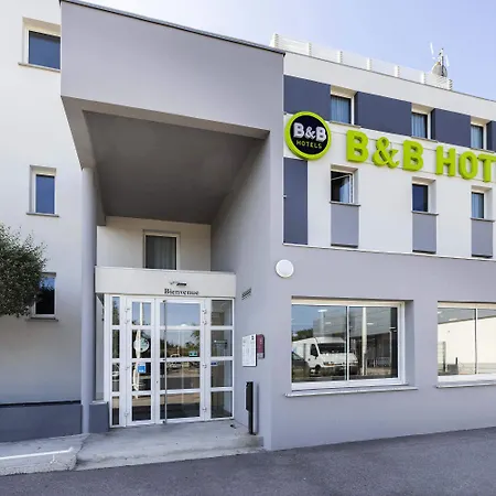 B&B HOTEL Perpignan Sud Marché International-3