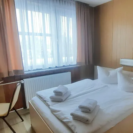 Central-Hotel Tegel-3