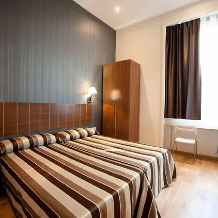 Hostal Bcn 46-2