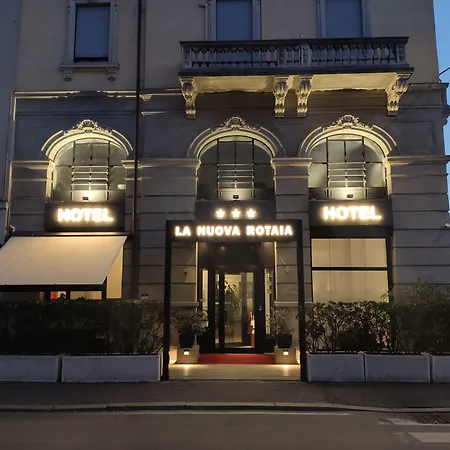 Hotel La Nuova Rotaia-3