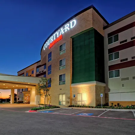 Courtyard By Marriott San Marcos-3
