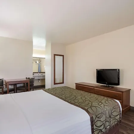 Surestay Hotel By Best Western Fernley-3