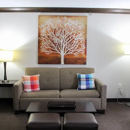 Parkwood Inn & Suites-2